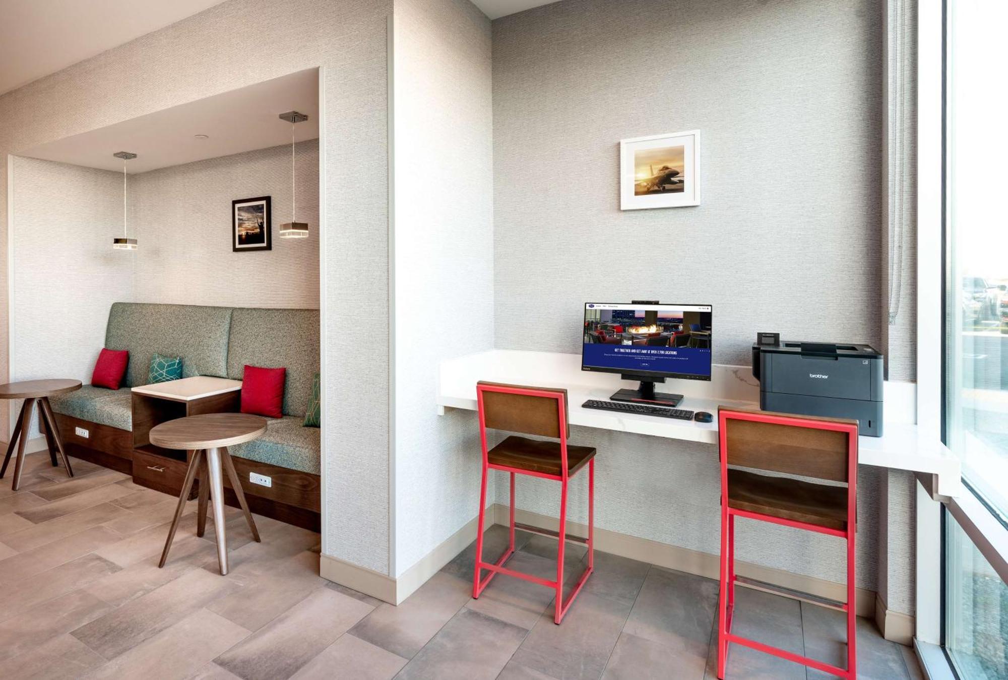 Hampton Inn Riverside March Air Force Base, Ca 외부 사진